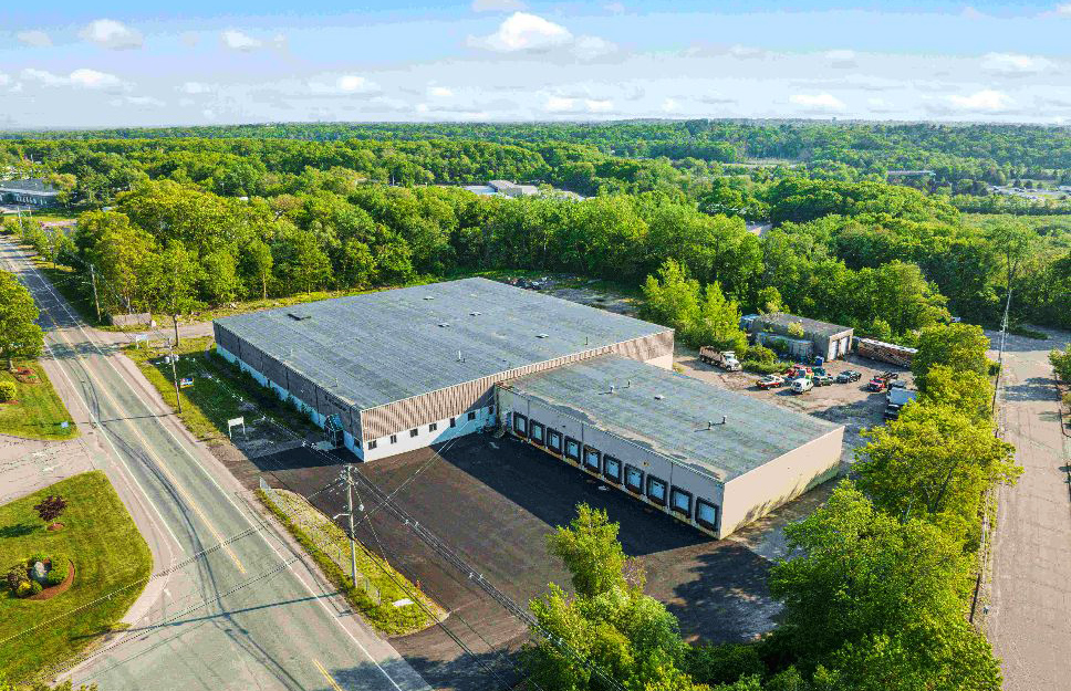 Stubblebine Co / Eastern Retail Arrange Sale of 51,000 SF Avon