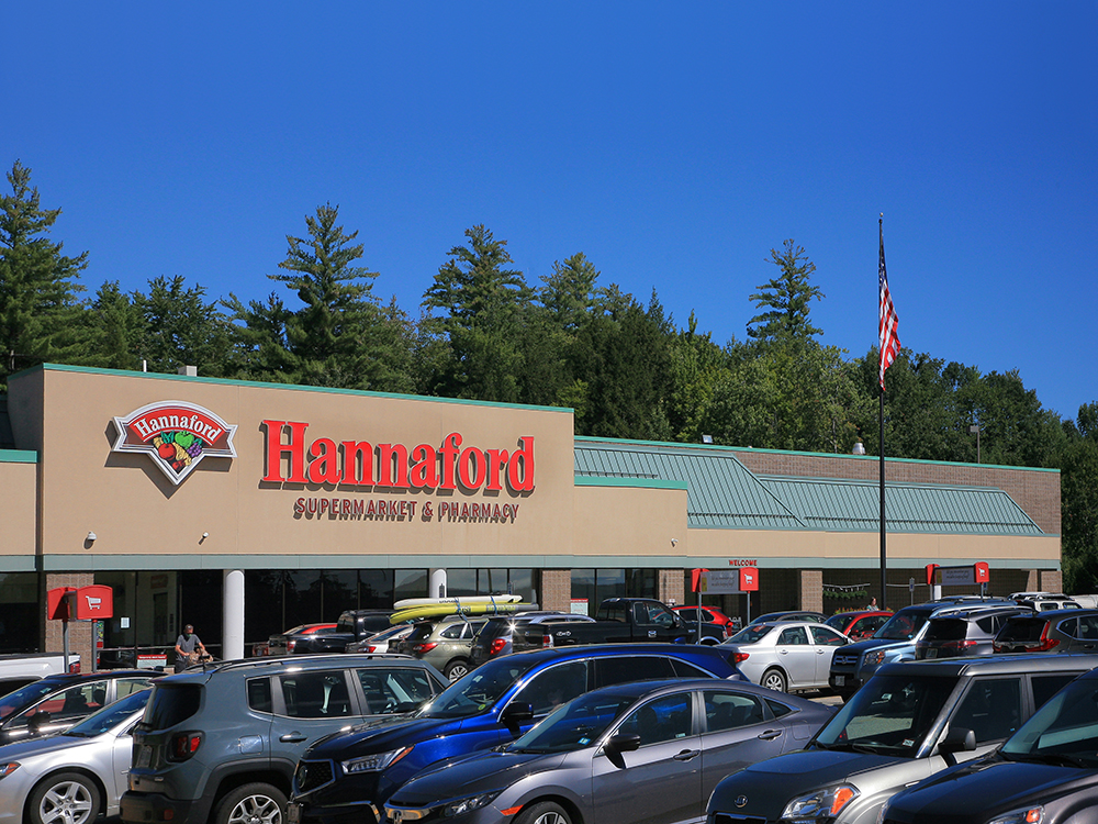 Hannaford Supermarket in NH sells for 11.5M; Grocery Continues To