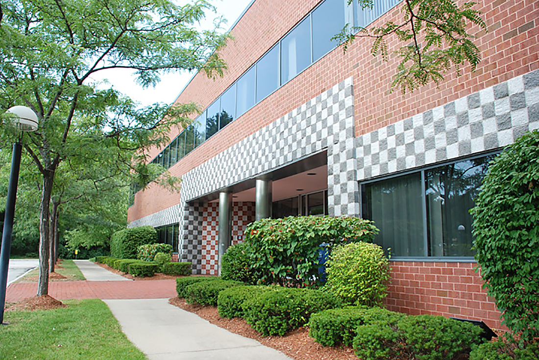 Forest Ridge Boosts Route 3 North; R.W. Holmes Brokers Trio of Leases